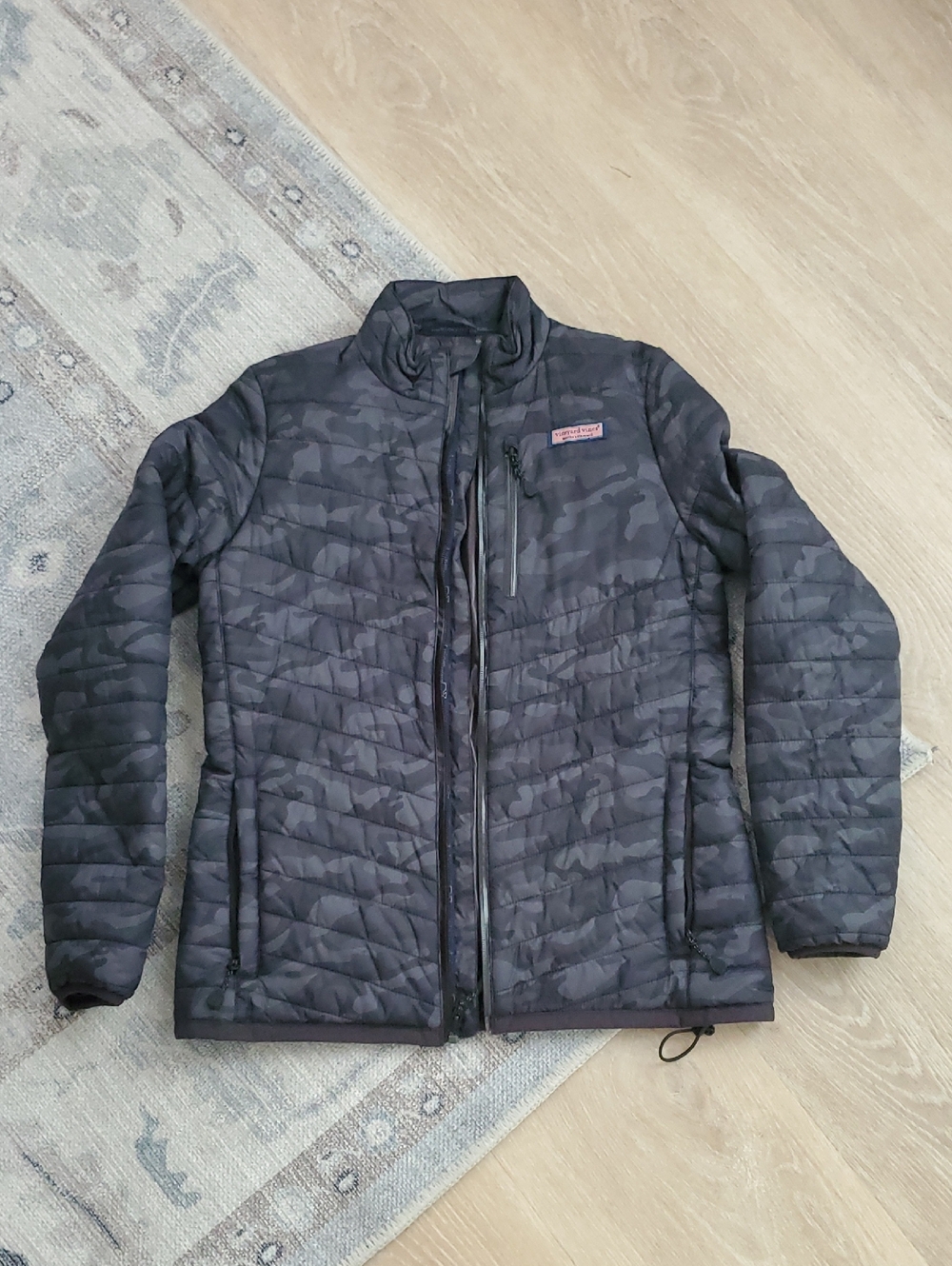 Vineyard Vines Performance Puffer Zip Jacket Coat Camo SzXXS